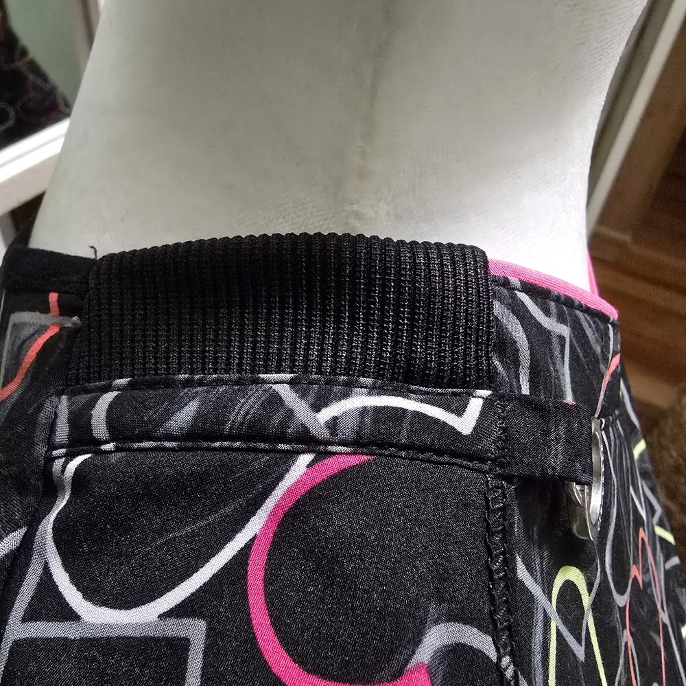 Cherokee Infinity Heart Patterned Black Scrub Top - image 6